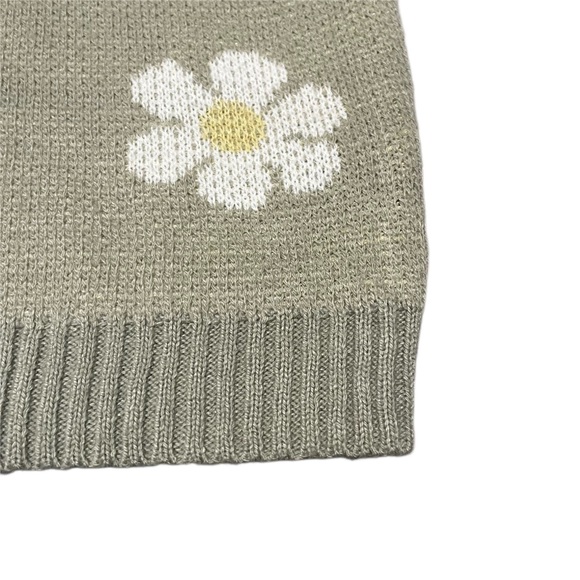 J for Justify - Daisy Pattern Sweater Vest - Picture 4 of 5